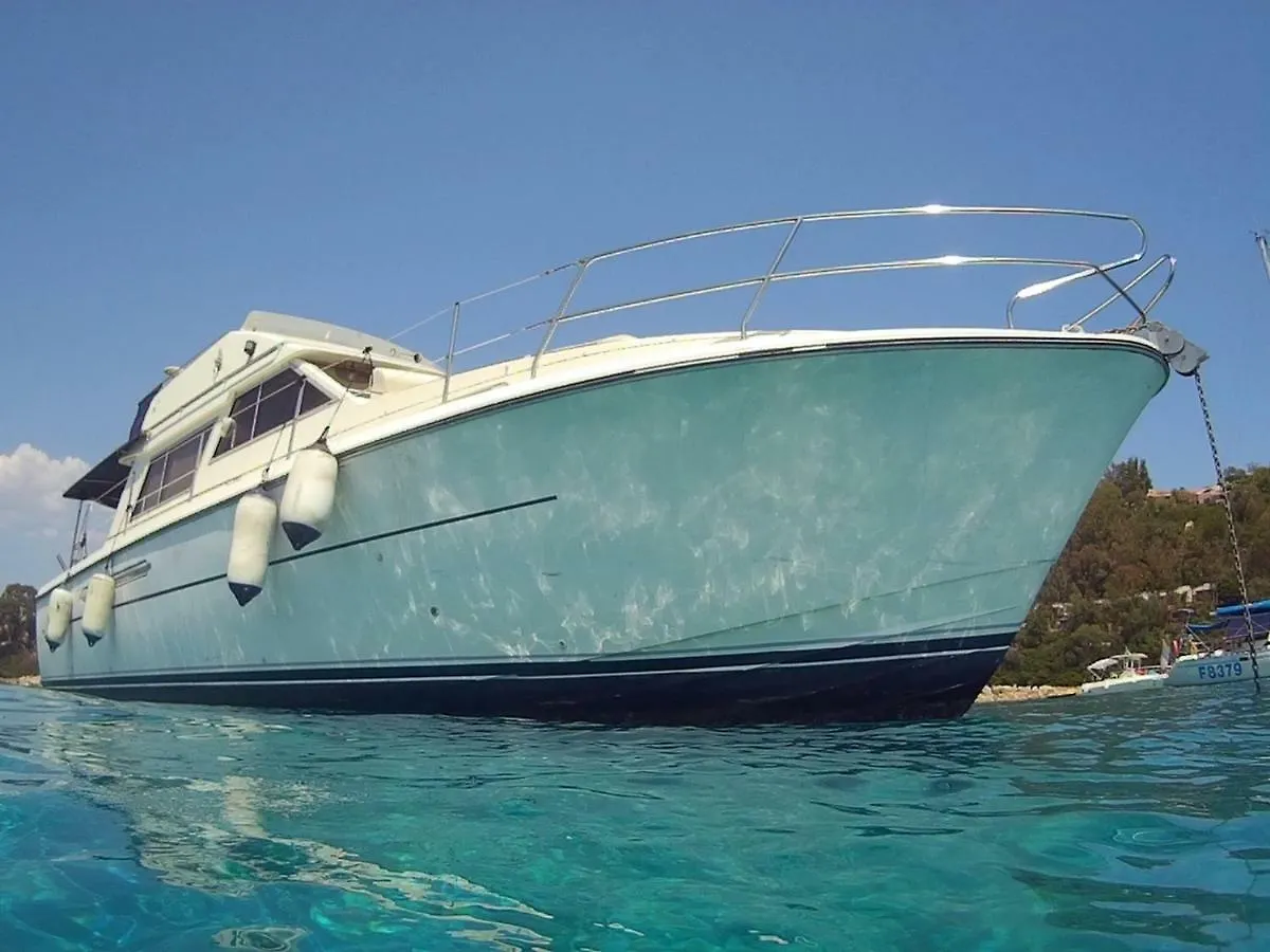 فندق أرباتاكْسْفي  Blue II Yacht